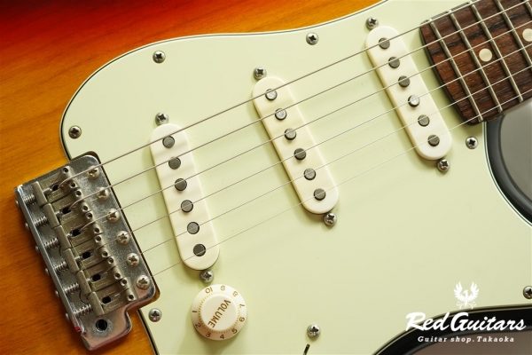 XSC-1 #190 - 3 Tone Burst Medium Aged 